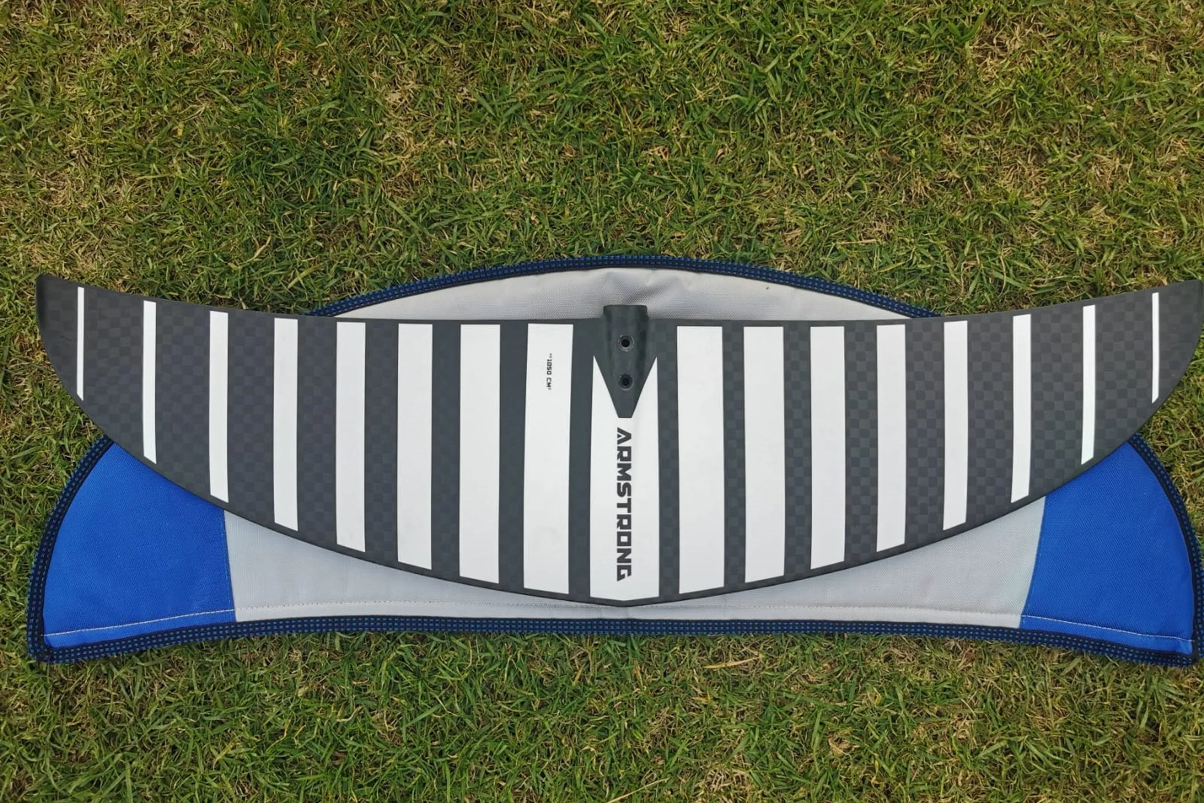 Armstrong Wakefoil Board W/ Armstrong HS1850 Foil Kit Package