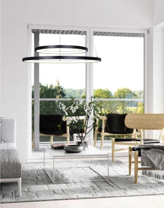 Chandelier - Canarm LEXIE Black 24" LCH128A24BK