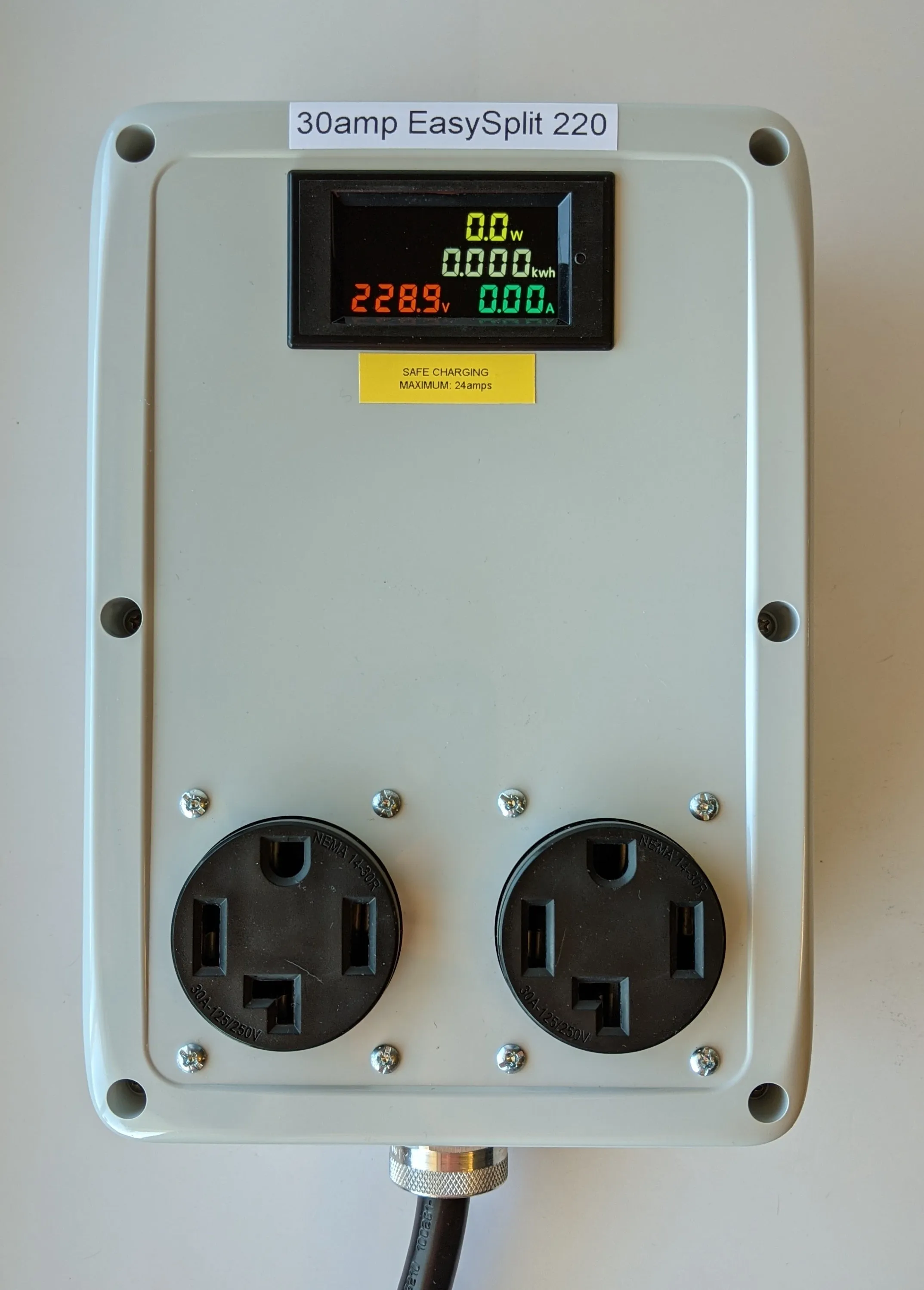 EasySplit 220™ #2 30A 240v Splitter 5ft. cable NEMA 14-30 (1996 ), two 14-30 outlets with kWh/Watt/Volt/Amp meter