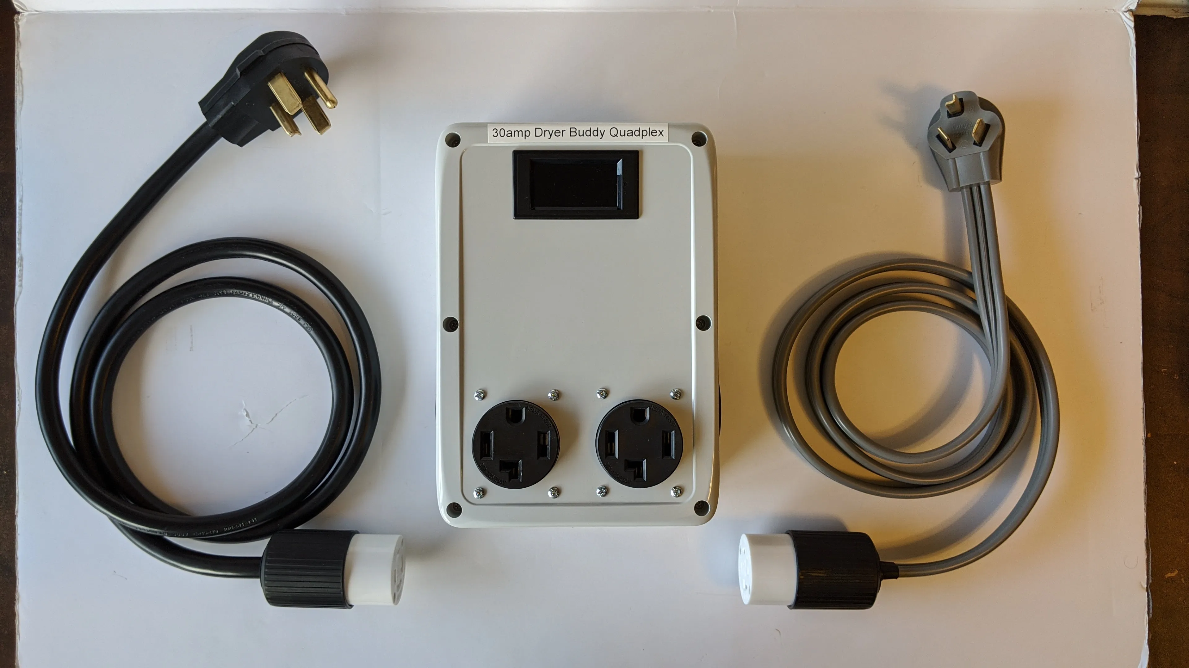 EasySplit 220™ Quadplex #10 30A 240v Splitter - modular input, to two 10-30 outlets and two 14-30 outlets with kWh meter, includes adapters #118 & 119