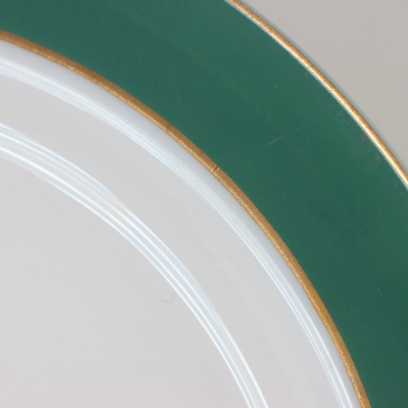 Pyrex Green Band Gold Trim White Milk Glass Charger Platter Chop Plate 12 1/2"