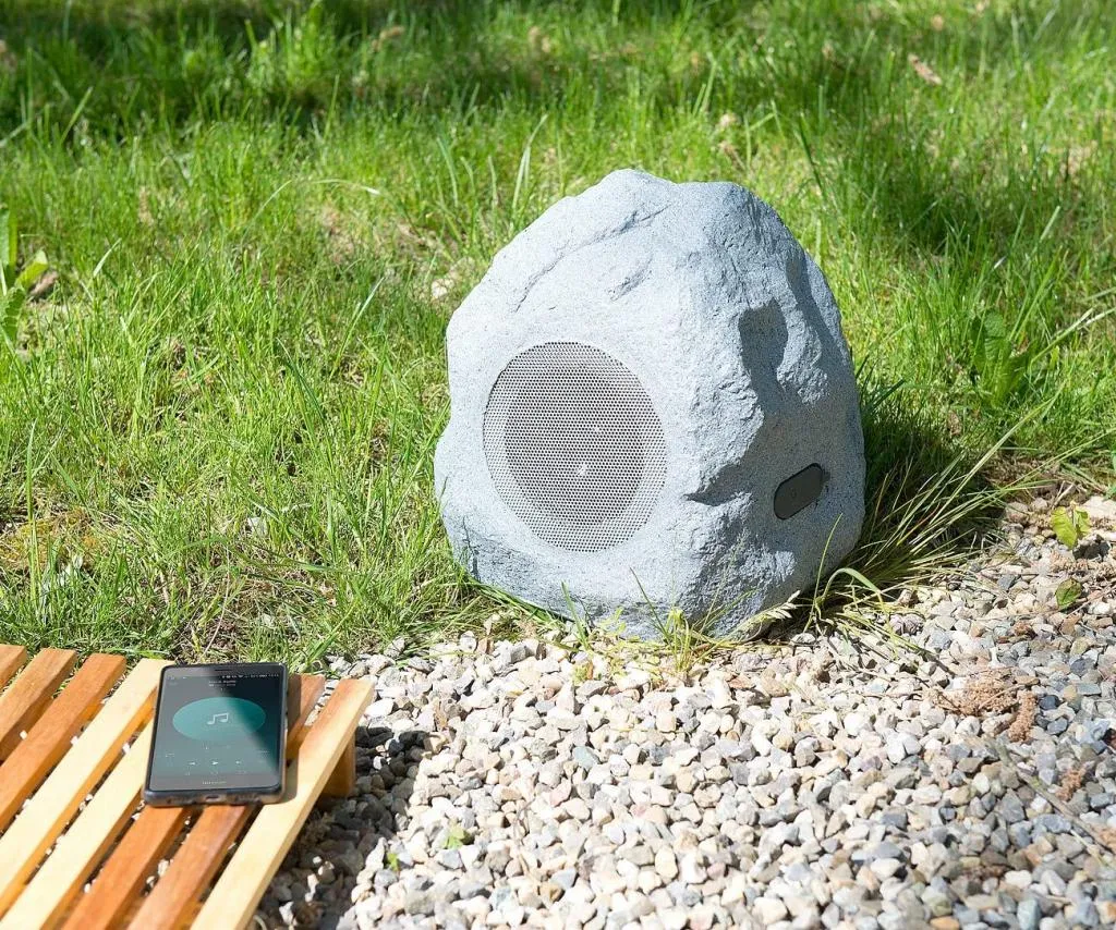 Speaker in stone design with Bluetooth - garden speaker (30 watts)