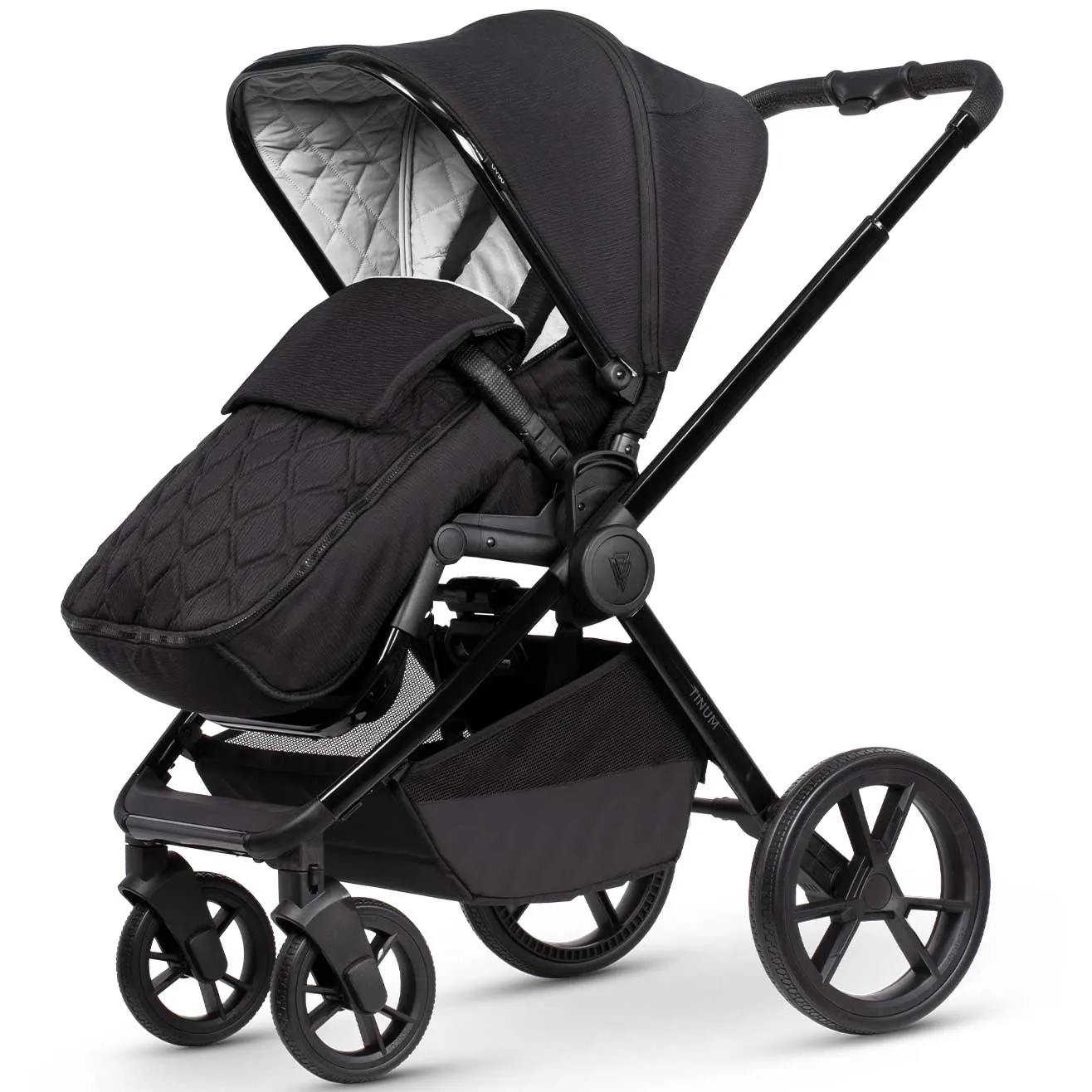Venicci Tinum Edge Special Edition 2 in 1 Pram in Raven